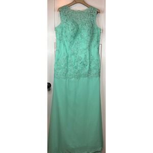 Lavetir Gown Dress Women's 18 Plus Green Floral Maxi‎ Jewel Neck Sleeveless New